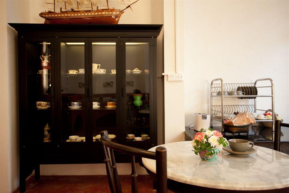 99 Oldtown Boutique Guesthouse Sha Extra Plus Phuket Ngoại thất bức ảnh