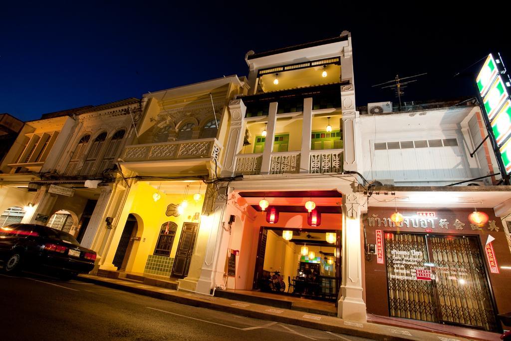 99 Oldtown Boutique Guesthouse Sha Extra Plus Phuket Ngoại thất bức ảnh