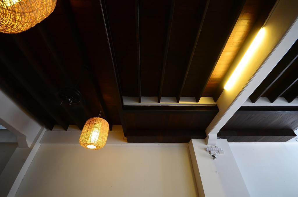 99 Oldtown Boutique Guesthouse Sha Extra Plus Phuket Ngoại thất bức ảnh