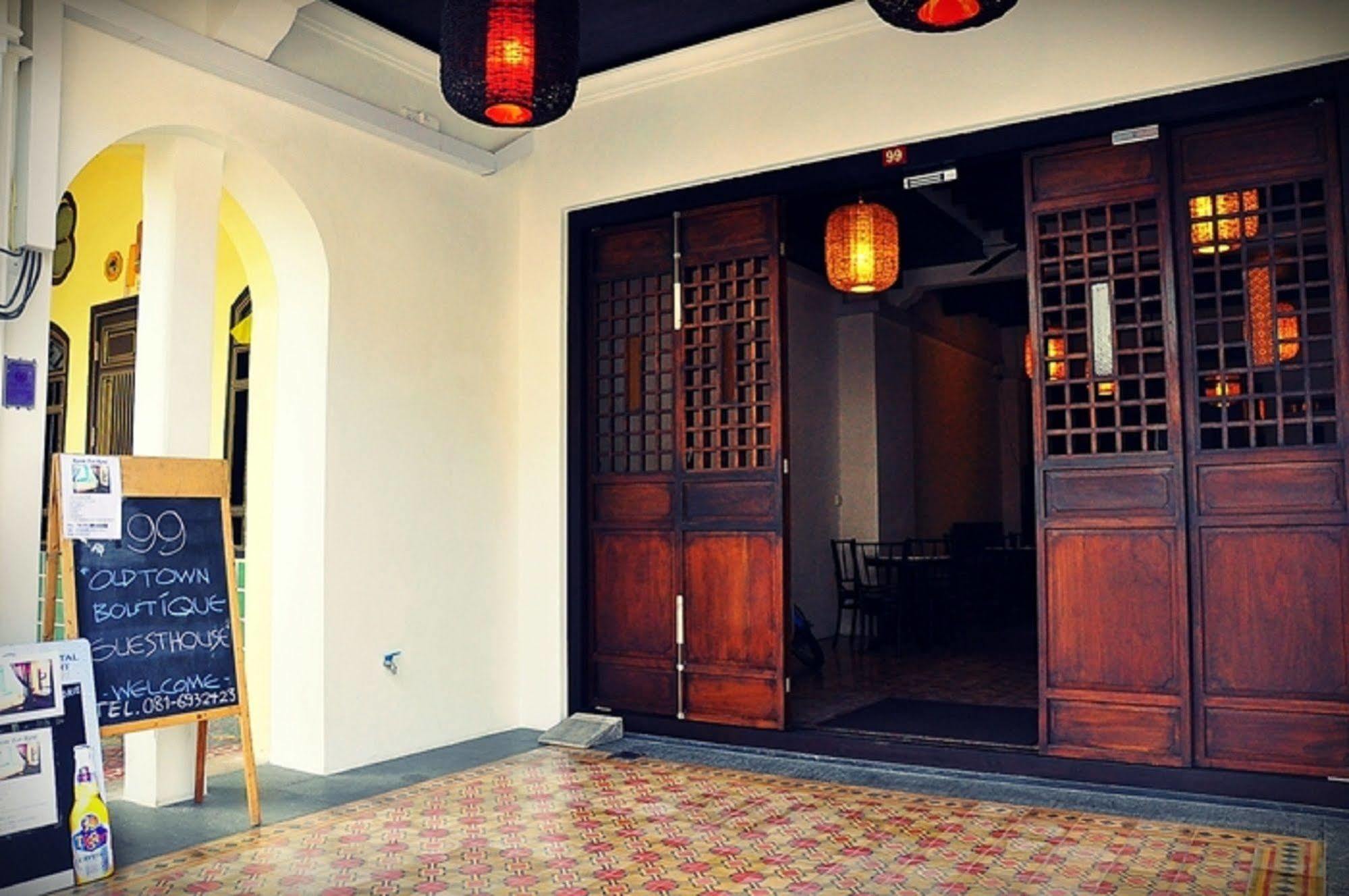 99 Oldtown Boutique Guesthouse Sha Extra Plus Phuket Ngoại thất bức ảnh